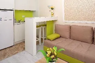 Sardinia And מלון דירות