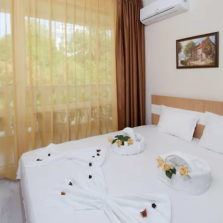 Apart Otel Sardinia And Sveti Vlas