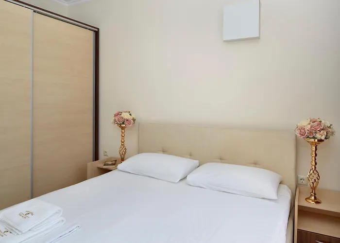 Sardinia And Апарт-отель Свети-Влас