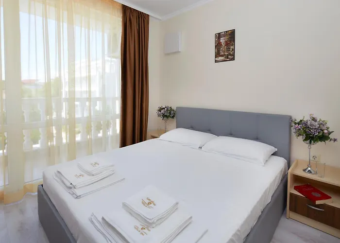 Апарт-отель Sardinia And Свети-Влас